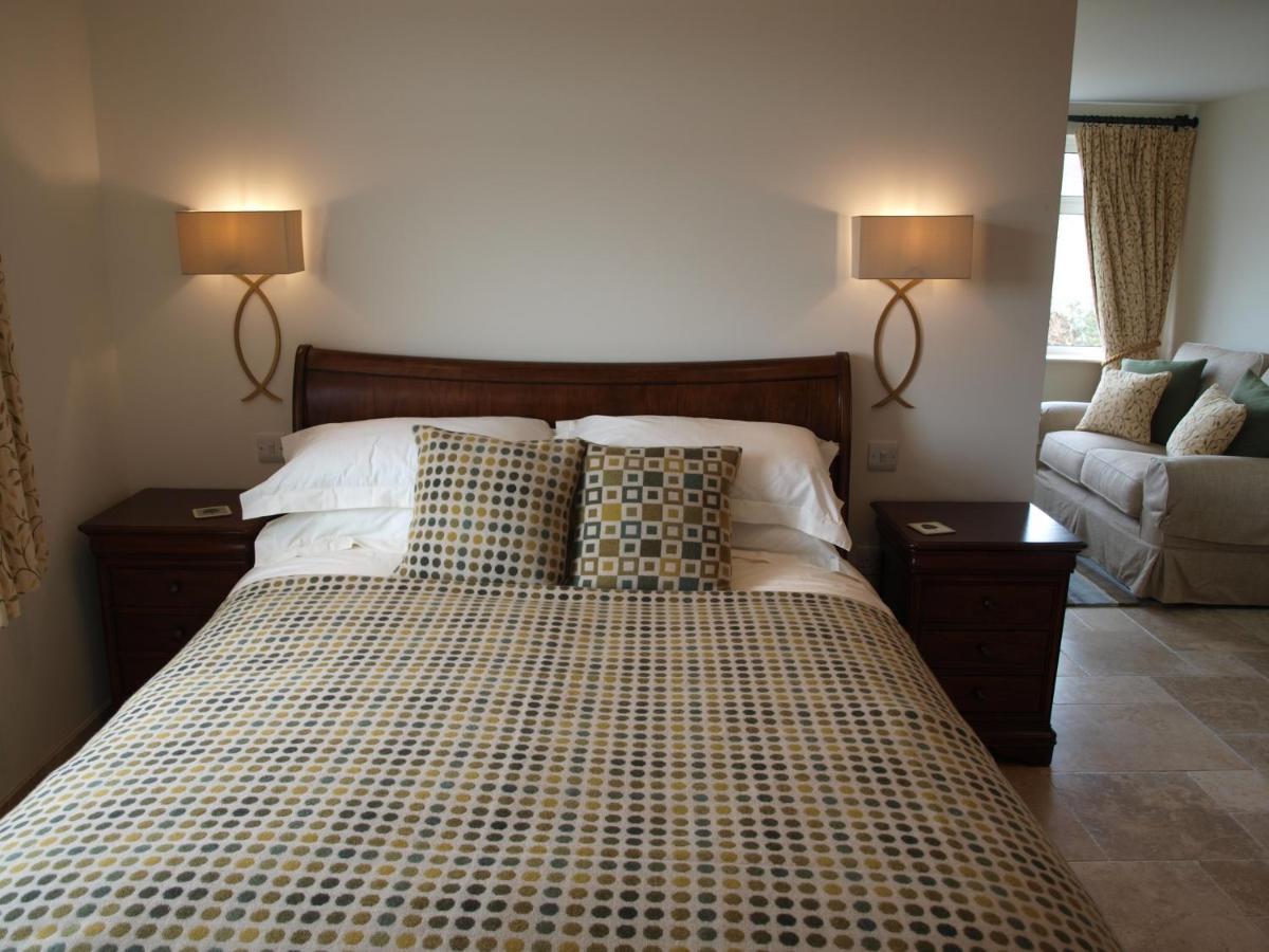 Craig-Y-Mor Suites With Sea Views Whitesands St Davids Екстериор снимка